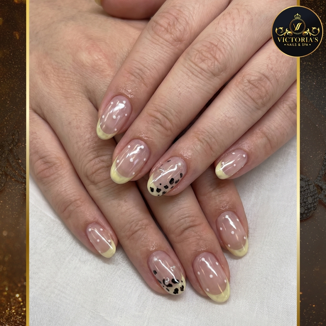 Victoria Nails